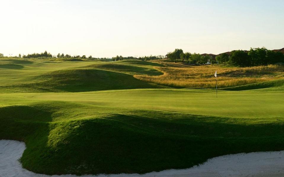 Lighthouse Golf Resort & Spa Apartments 발치크 외부 사진