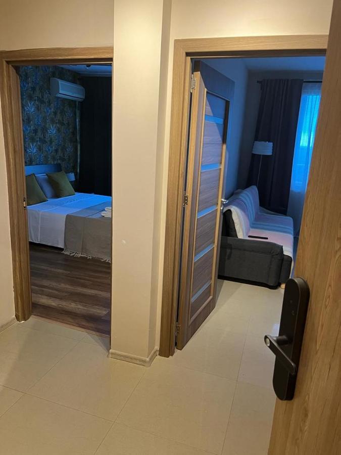 Lighthouse Golf Resort & Spa Apartments 발치크 외부 사진