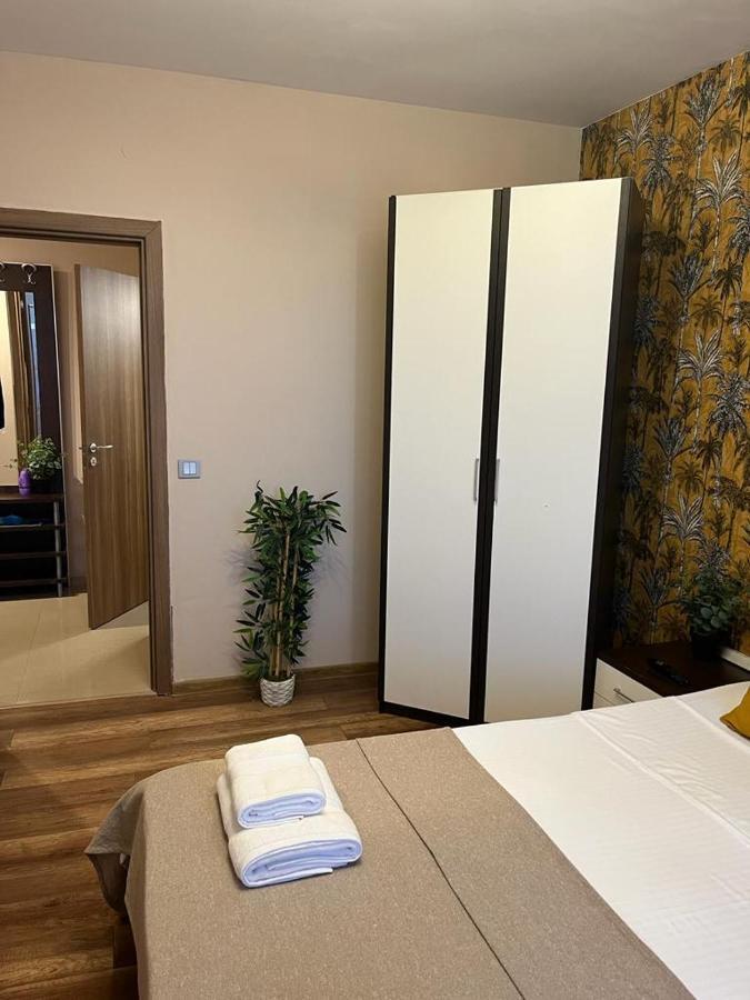 Lighthouse Golf Resort & Spa Apartments 발치크 외부 사진